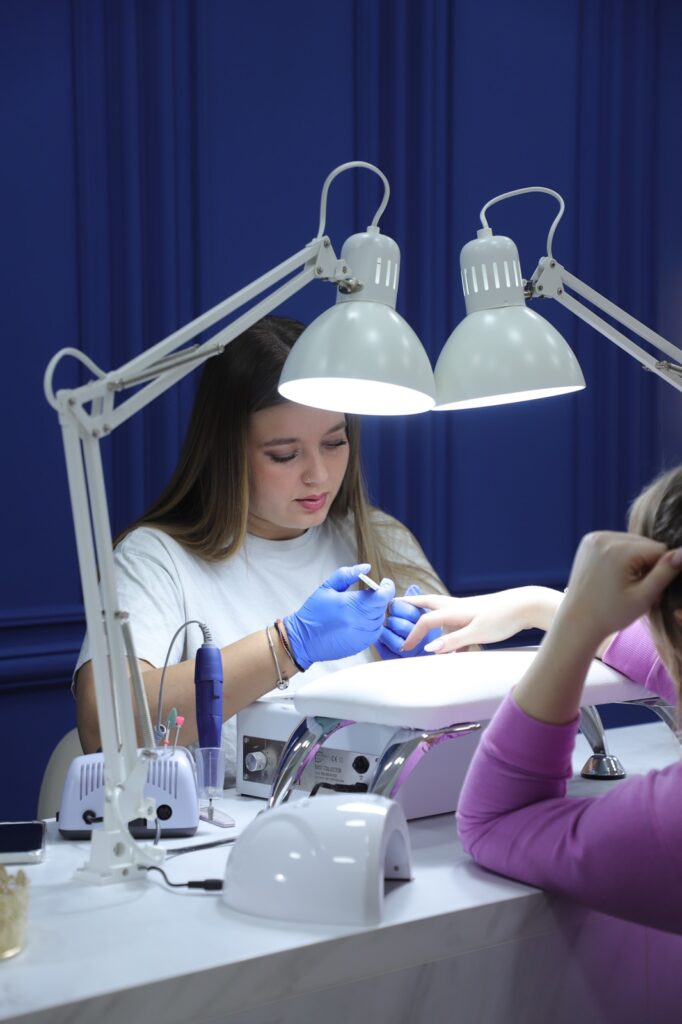 napredno usavršavanje obuka za nokte